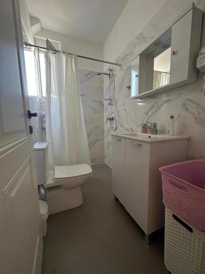 Vlora Central & Comfy Apartment Экстерьер фото
